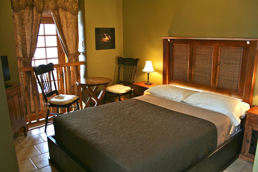 ホテル Manoir Ramezay Marieville 部屋 写真