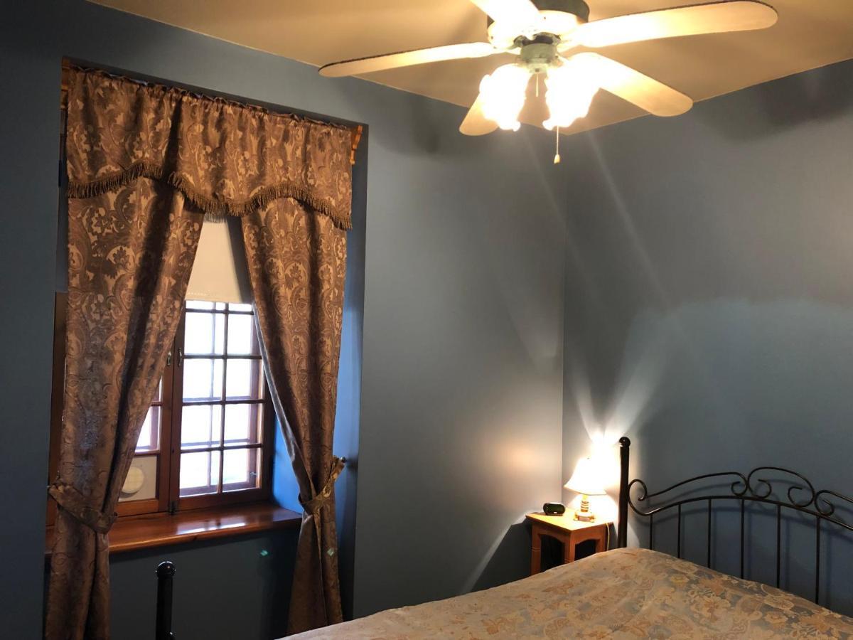 ホテル Manoir Ramezay Marieville エクステリア 写真