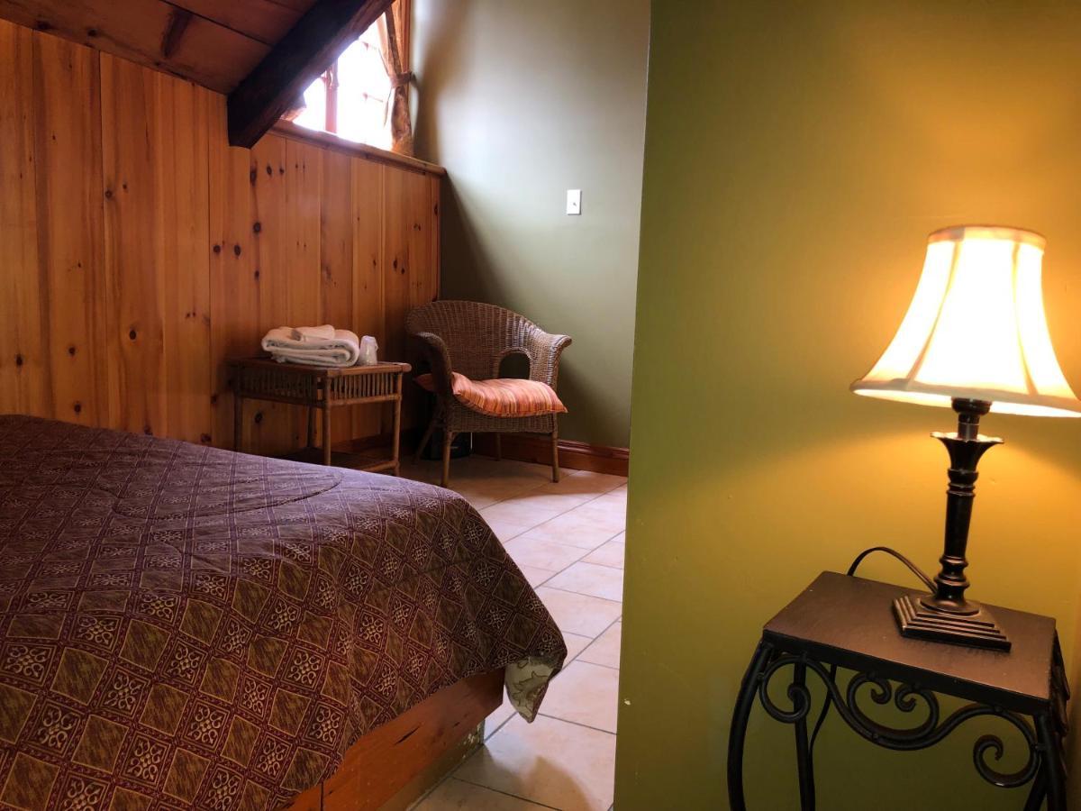 ホテル Manoir Ramezay Marieville エクステリア 写真